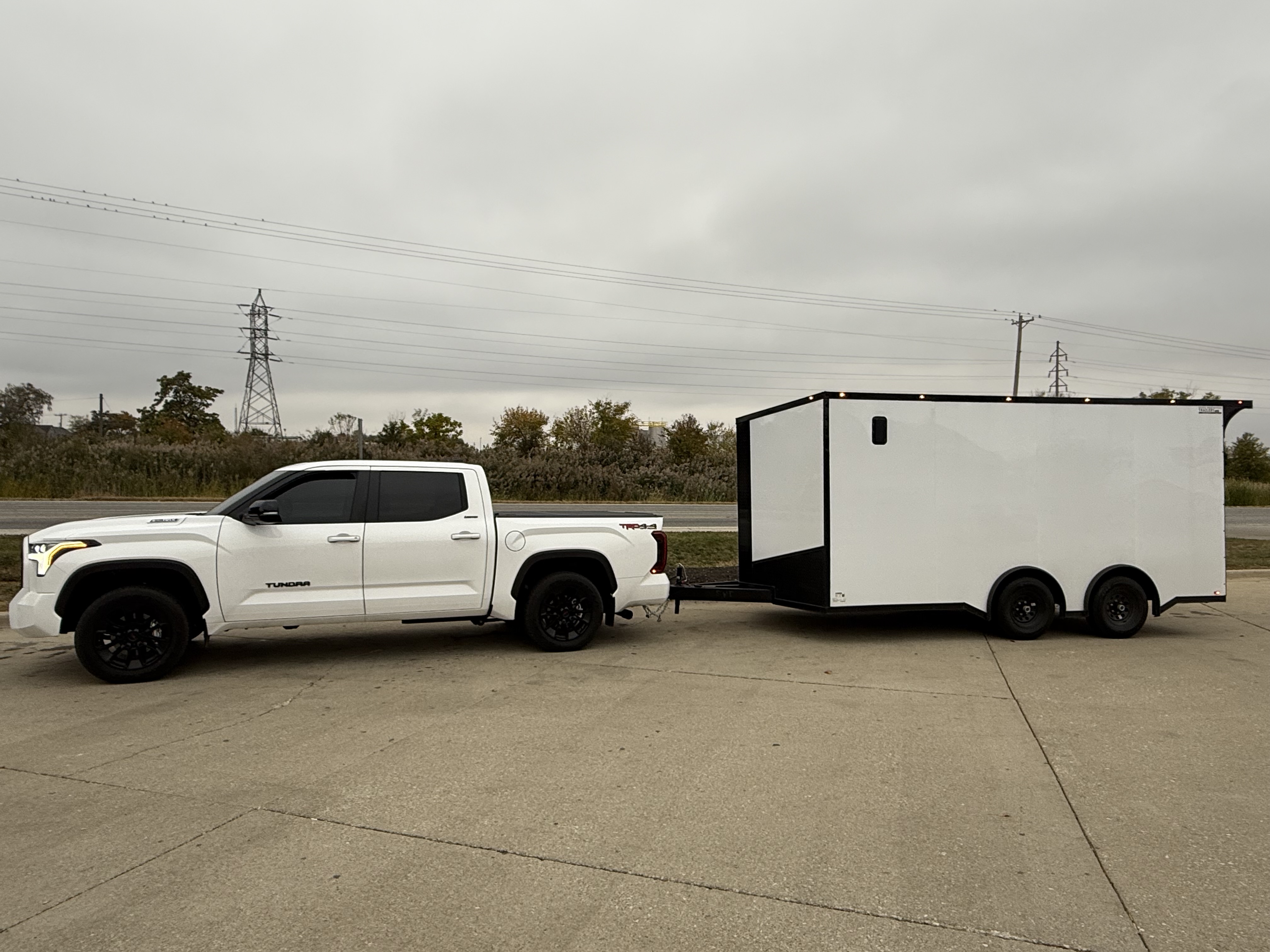 8.5x16 Enclosed Cargo (Motorcycle Friendly) thumbnail 2